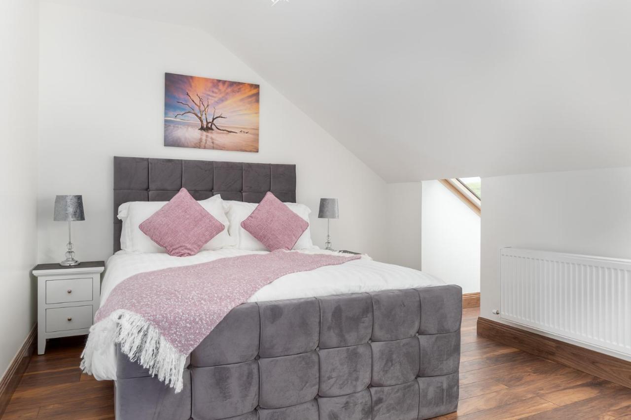 Wonderful Coastal Home In Dingle Town Екстер'єр фото