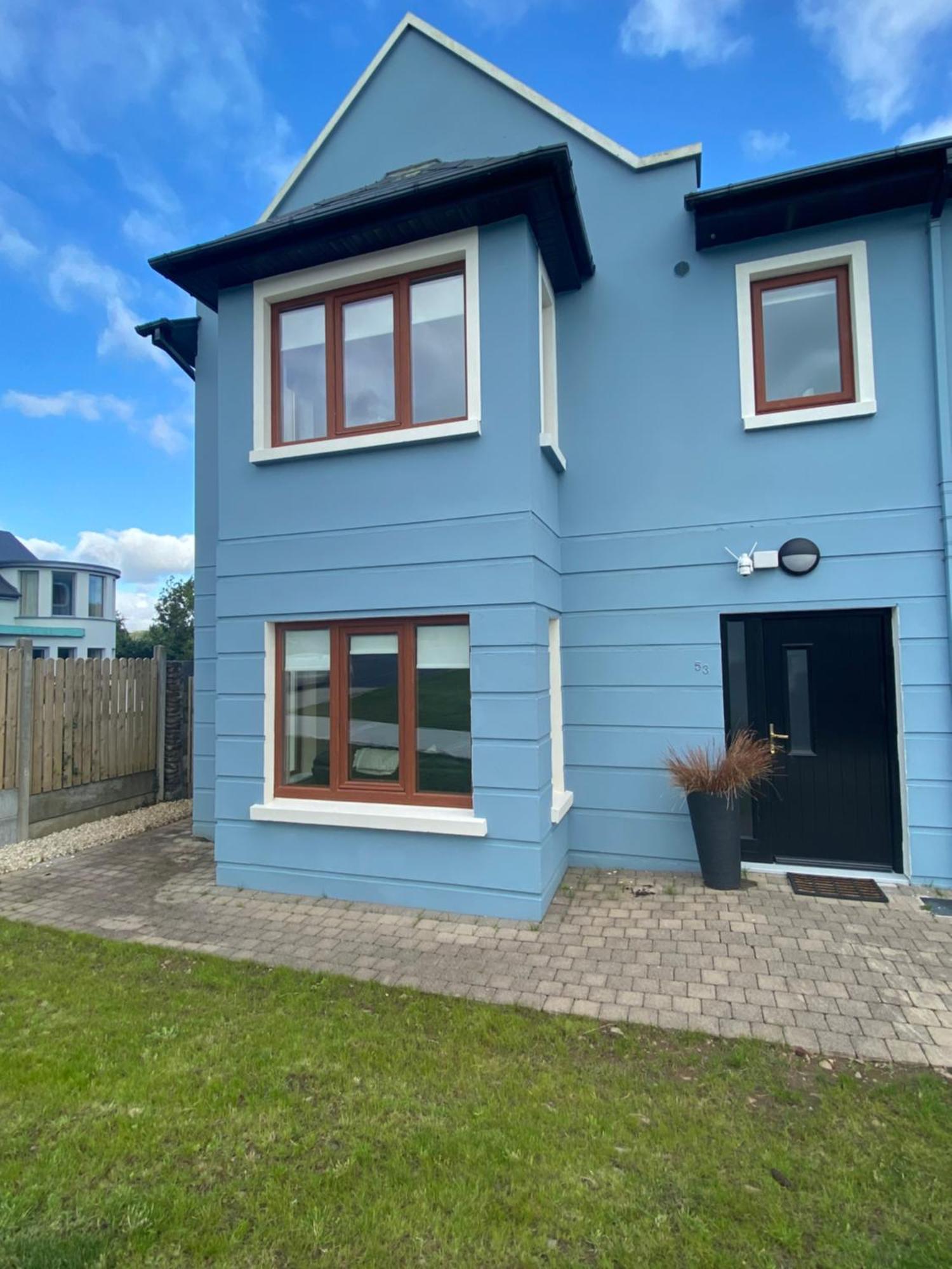 Wonderful Coastal Home In Dingle Town Екстер'єр фото